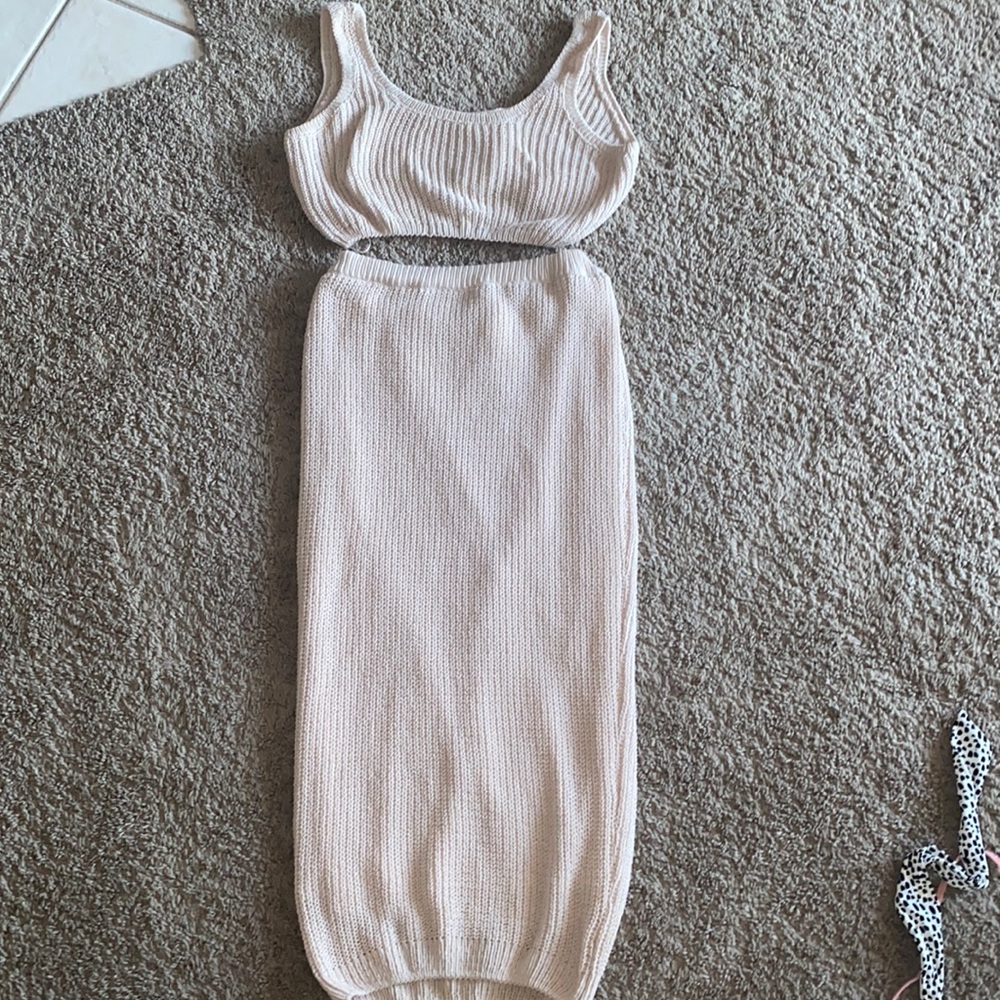 Cream Knit 2 piece midi pencil skirt and top